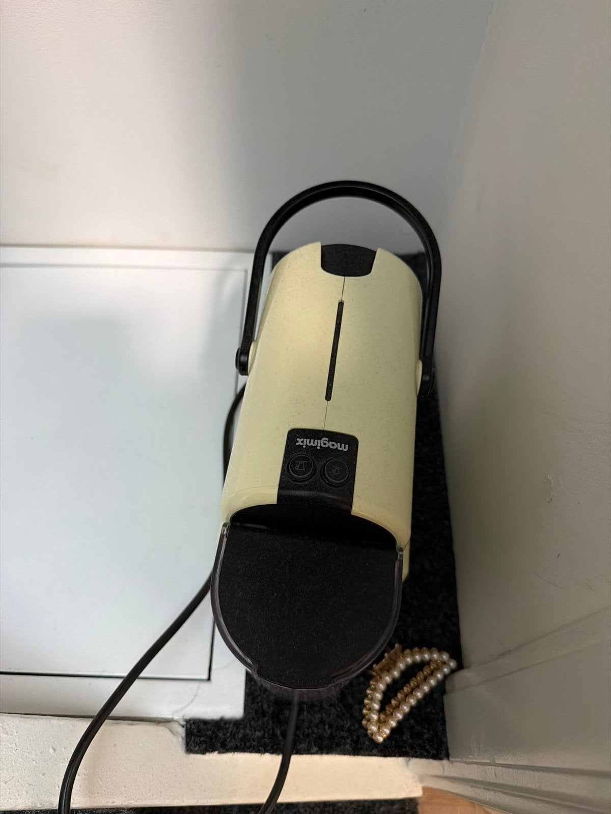 Magimix Nespresso koffiezetapparaat - defect, Ophalen, Niet werkend, Koffiemachine, Koffiepads en cups