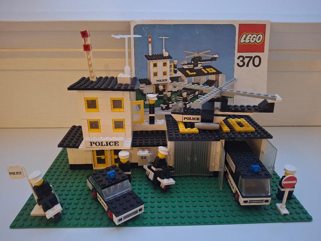 Lego 370 ( 370-1 ) Police Headquarters 1976, Ophalen of Verzenden, Gebruikt