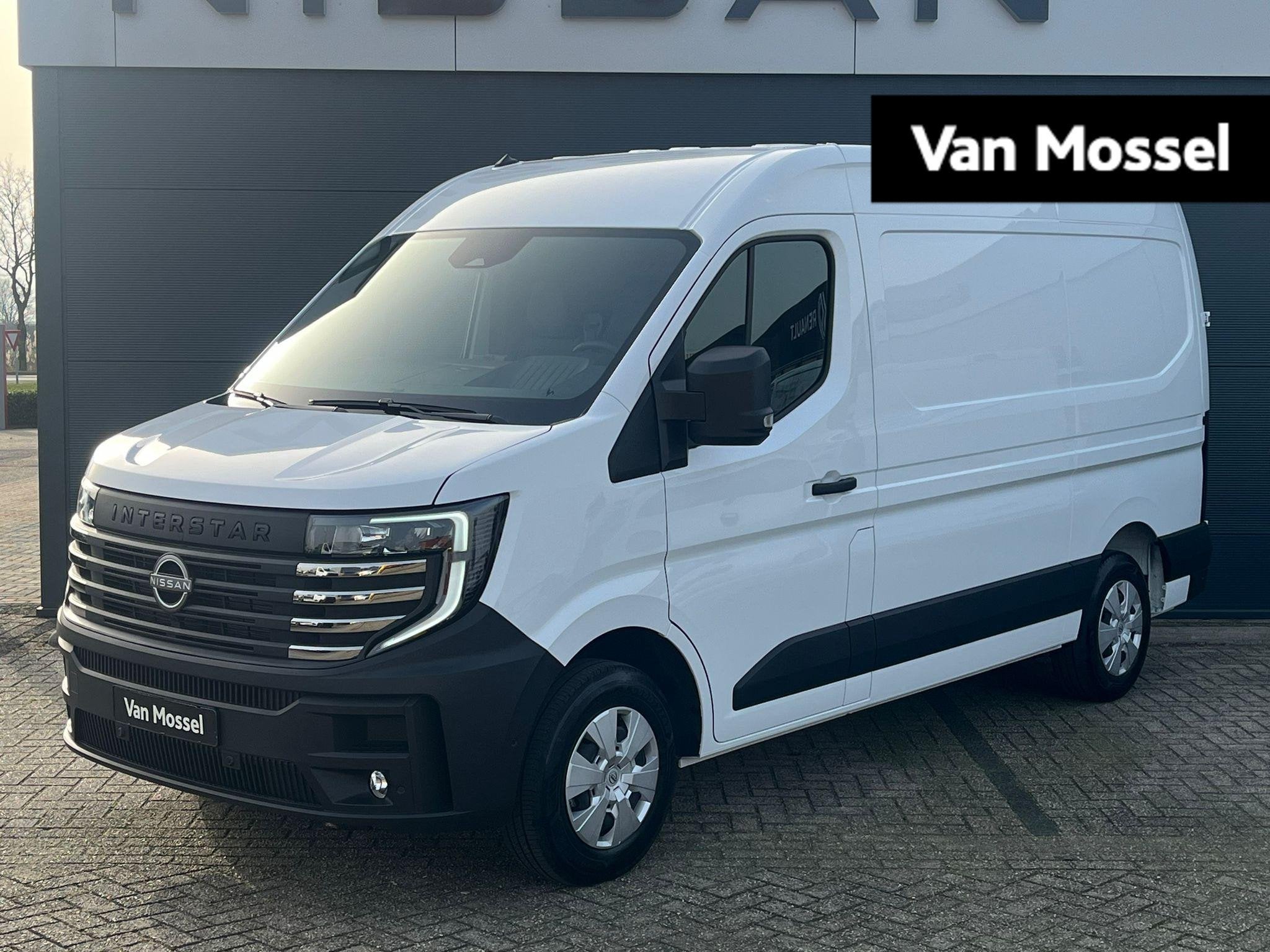 Nissan Interstar-e L2H2 Tekna 87 kWh 140PK | 0,0% Rente fina