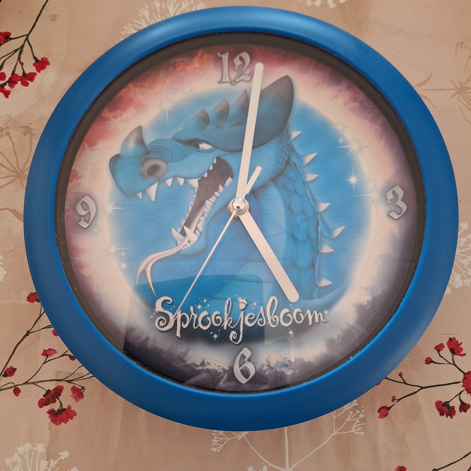 Efteling Sprookjesboom Draak Wandklok - Zo goed als nieuw, Verzamelen, Efteling, Ophalen of Verzenden, Zo goed als nieuw