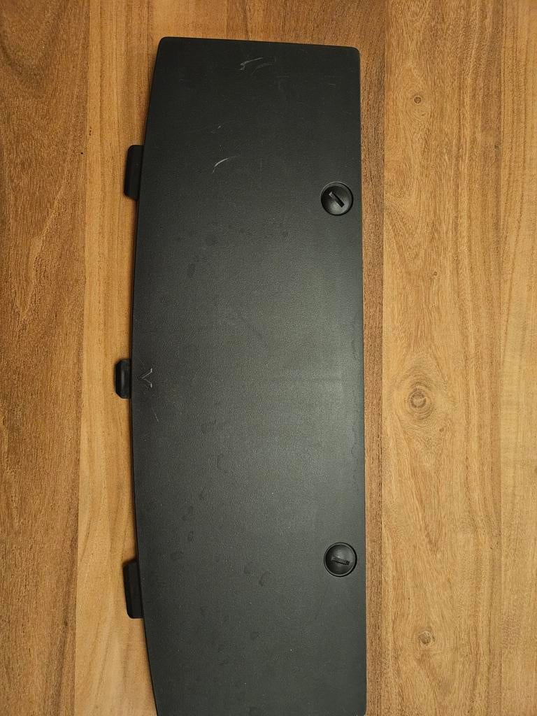 Tesla Model 3 trekhaak cover (origineel), Ophalen