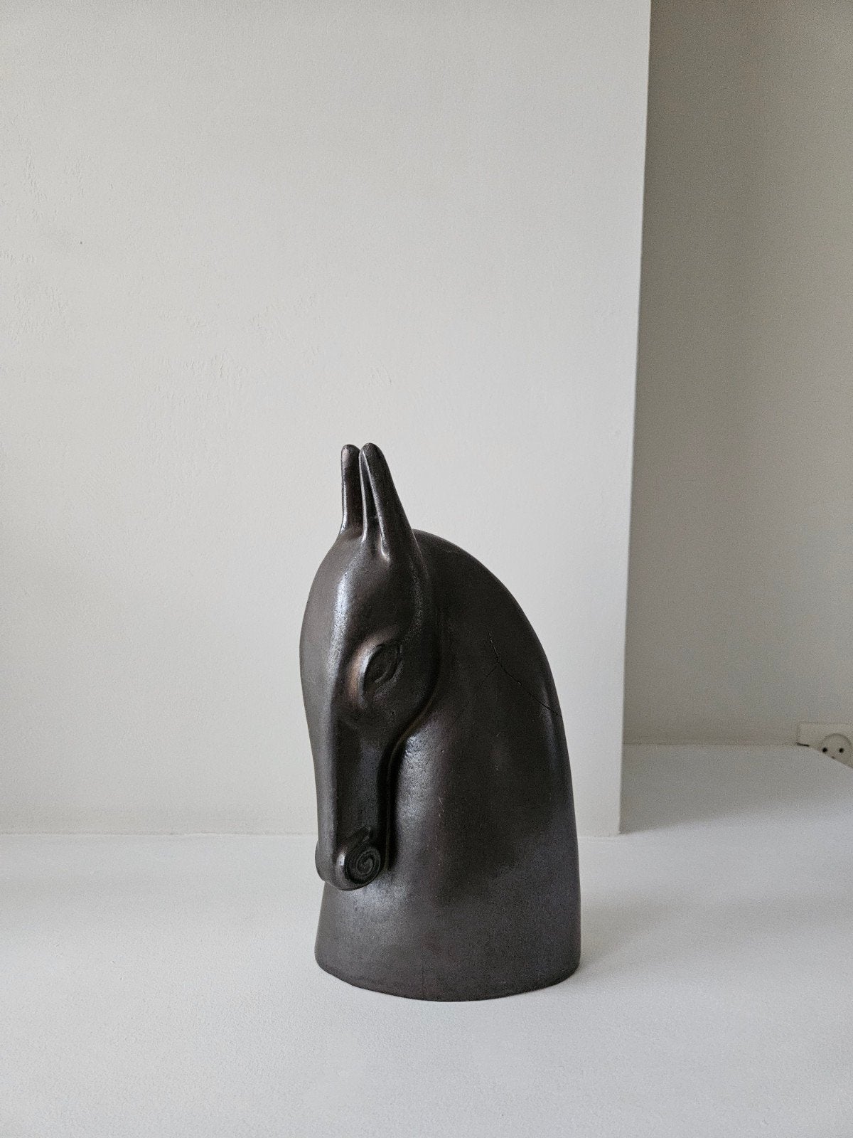 Vintage IKEA Brodd abstract paardenhoofd sculptuur, Vintage, Verzenden, Steen/keramiek, Gebruikt