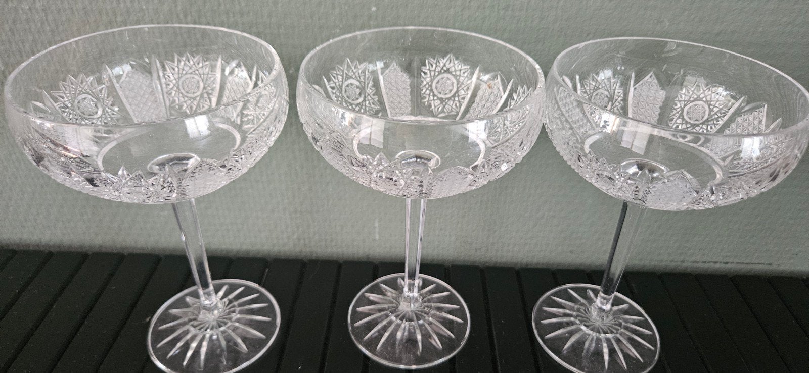 Set van 3 Kristallen Coupes - Elegant en Tijdloos, Antiek en Kunst, Ophalen of Verzenden