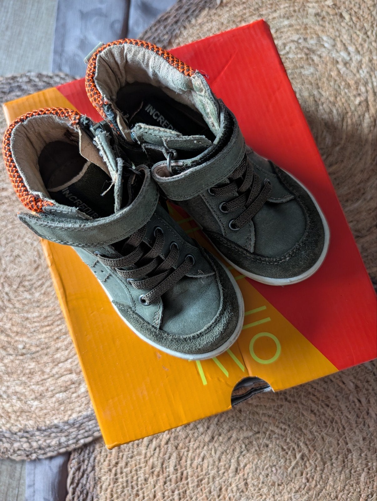 Stoere Incredibles sneakers maat 24, Jongen of Meisje, Schoenen, Ophalen of Verzenden, Zo goed als nieuw