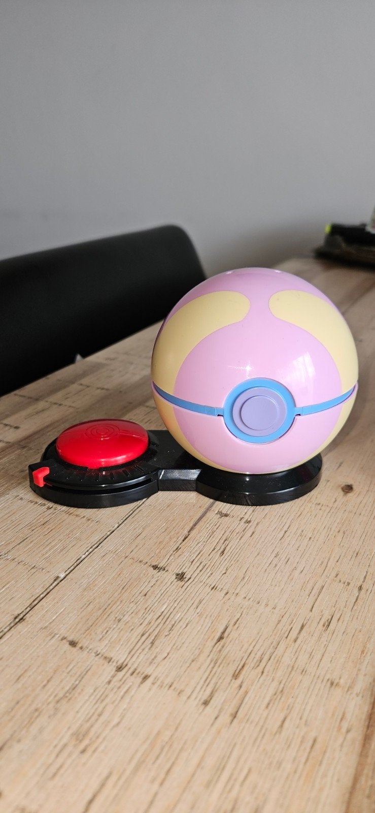 Pokémon Pokéball Plus Controller - Roze/Geel, Ophalen of Verzenden, Gebruikt, Overige typen