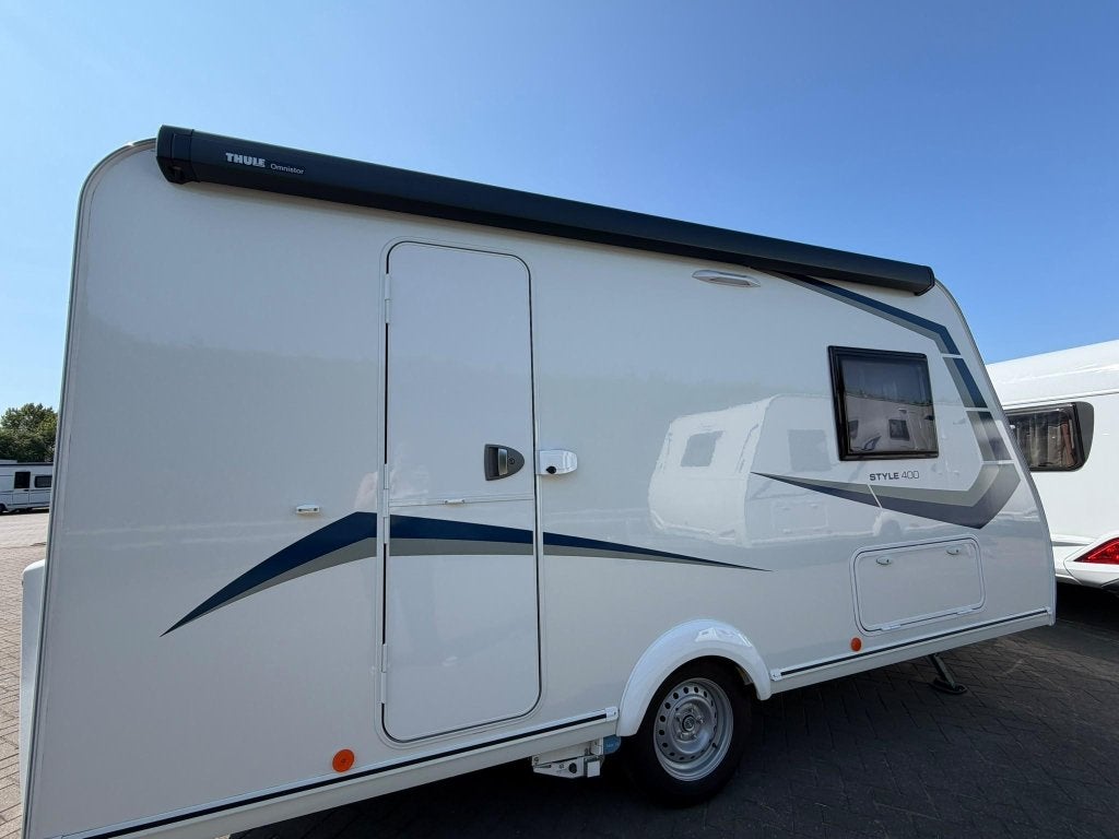 Caravelair Alba Style 400, Schokbreker, 4 tot 5 meter, Caravelair, Dwarsbed
