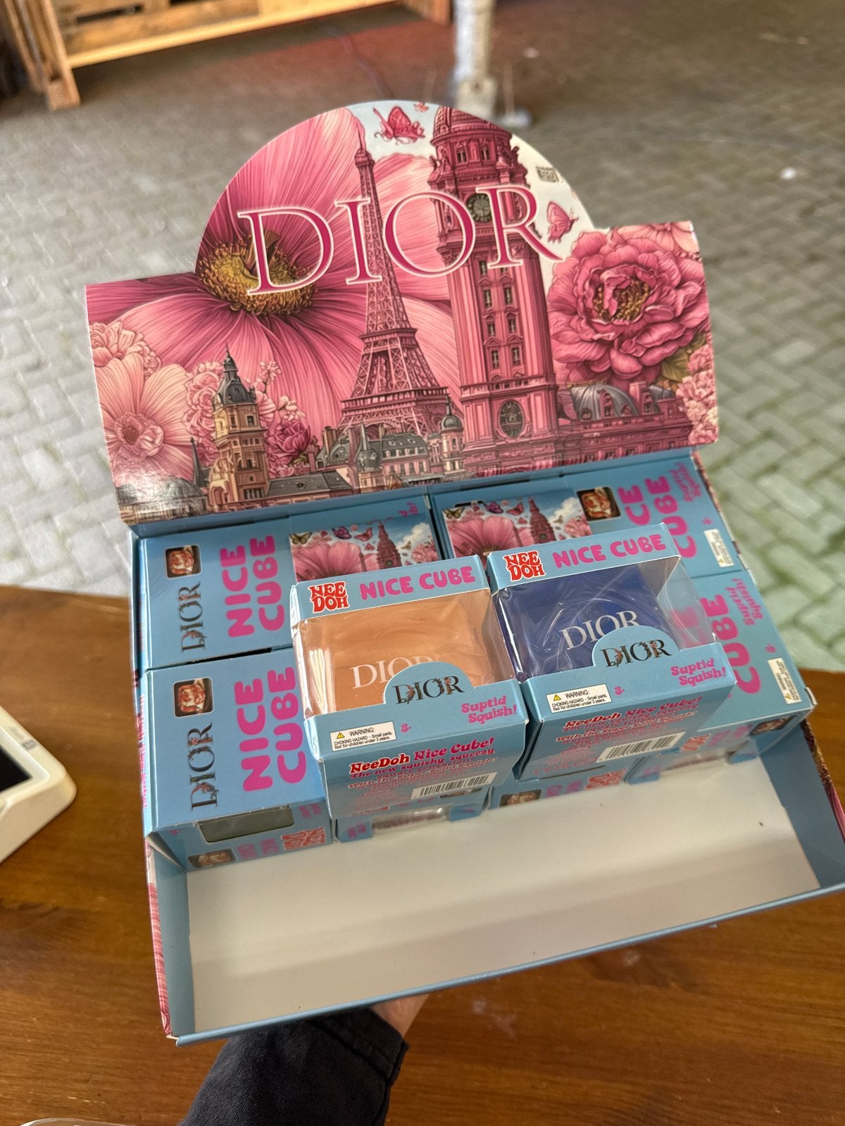 NeeDoh Nice Cube Dior Squishy Stressbal, Ophalen of Verzenden, Nieuw, Jongen of Meisje
