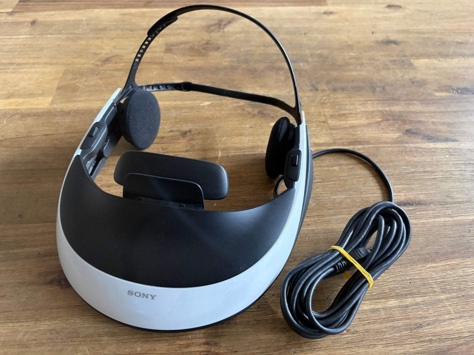 Sony HMZ-T1 Personal 3D Viewer, Ophalen of Verzenden, Zo goed als nieuw, VR-bril, Overige platformen