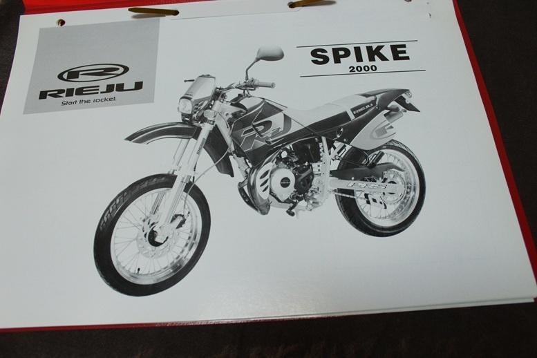 Rieju Spike 2000  parts list onderdelen boek, Ophalen of Verzenden, Zo goed als nieuw