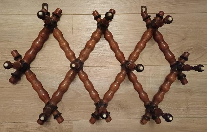 Willem III antiek notenhouten schaar kapstok, Wandkapstok, Gebruikt, Ophalen of Verzenden, Minder dan 100 cm