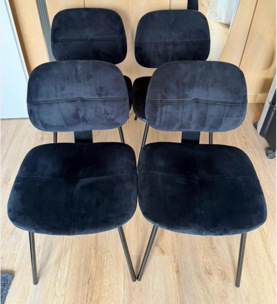 Eetkamerstoelen - 4 stuks - zwart velvet, Ophalen, Zwart, Zo goed als nieuw, Stof