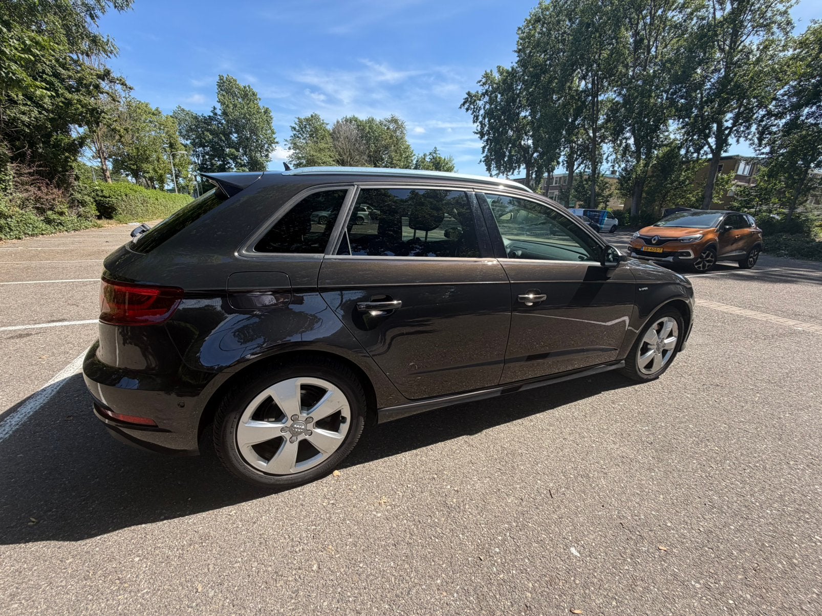 Audi A3 1.4 Tfsi 204pk E-tron Phev S Tronic 2015 Bruin, Auto's, Audi, 4 cilinders, Bruin, Overige bekleding, 1515 kg