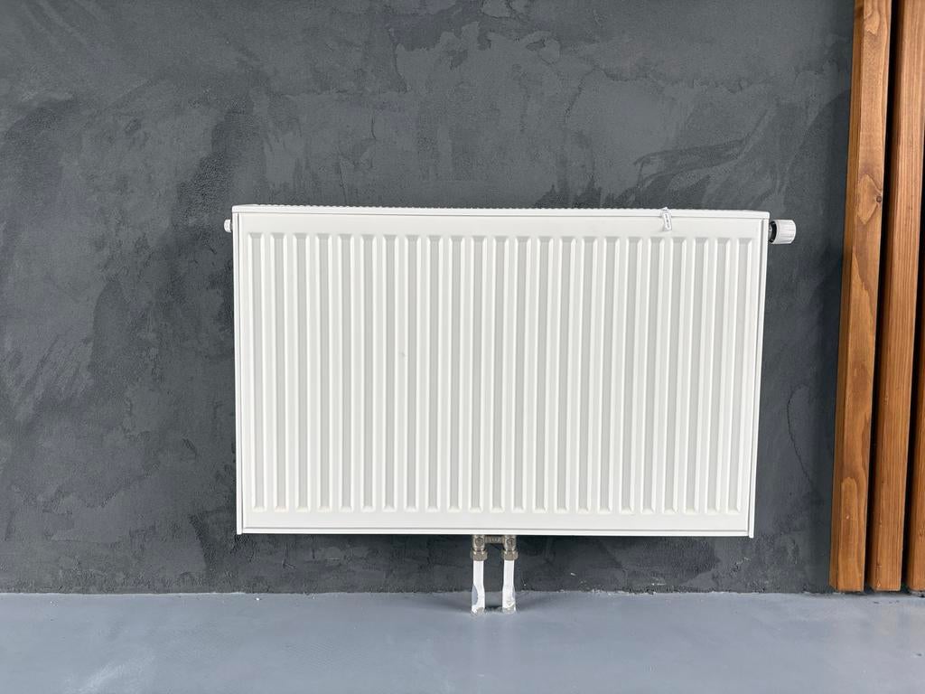 Paneelradiatoren te koop, Ophalen, 30 tot 80 cm, Radiator, Zo goed als nieuw