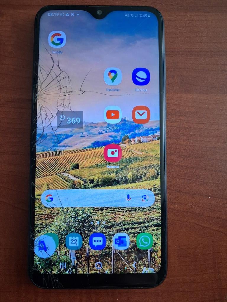 Samsung A20e met kapot scherm - werkt verder perfect, Telecommunicatie, Mobiele telefoons | Samsung, Gebruikt, Touchscreen, Ophalen of Verzenden
