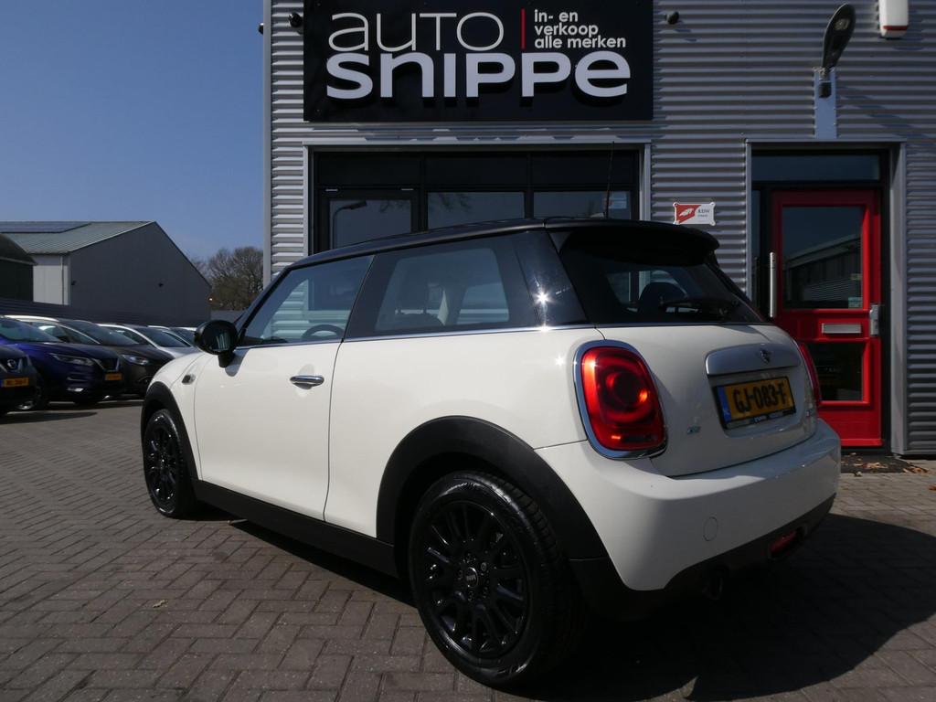 Mini Mini 1.5 Cooper Salt Business AIRCO-NAVI-CRUISE-BLUETOO, Voorwielaandrijving, Gebruikt, Euro 6, 4 stoelen