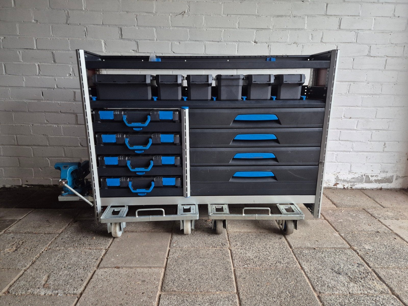 Sortimo bedrijfswageninrichting 1250x885x385mm + bankschroef, Ophalen