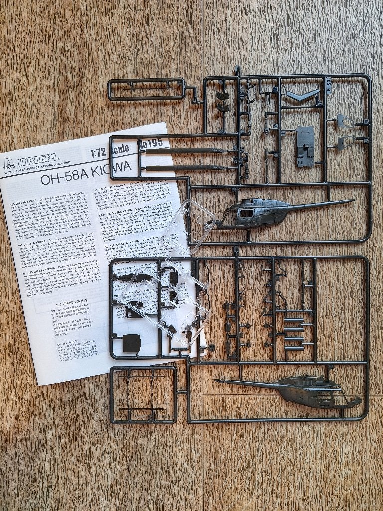 1:72 / 1/72 Italeri OH-58A Kiowa, Hobby en Vrije tijd, Modelbouw | Vliegtuigen en Helikopters, 1:72 tot 1:144, Italeri, Helikopter
