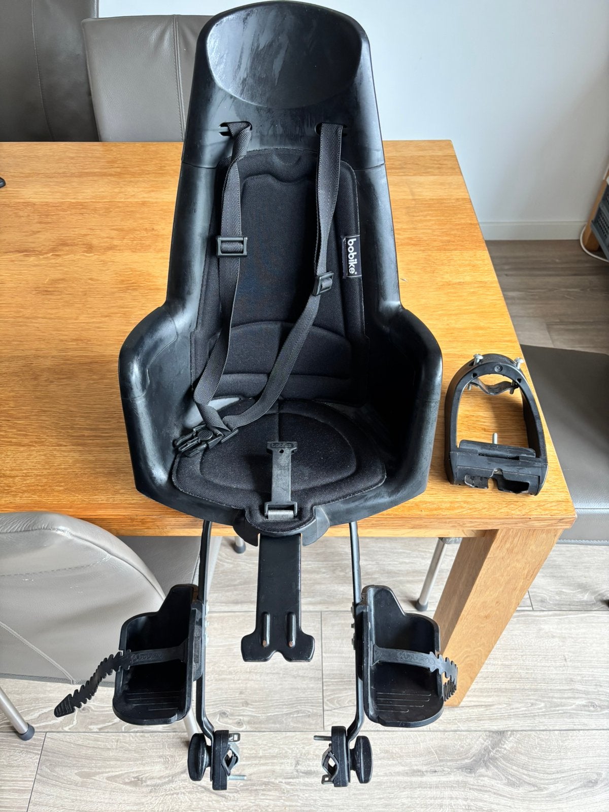 Bobike maxi plus fietsstoeltje, Ophalen, Gebruikt, Achterzitje, Voetsteuntjes