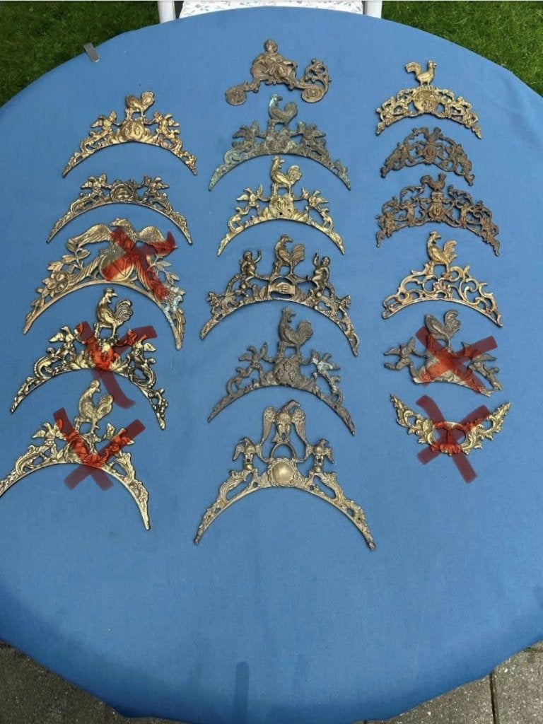 Klokkenonderdelen: gietstukken comtoise/lantaarnklokken, Antiek en Kunst, Antiek | Klokken, Ophalen of Verzenden