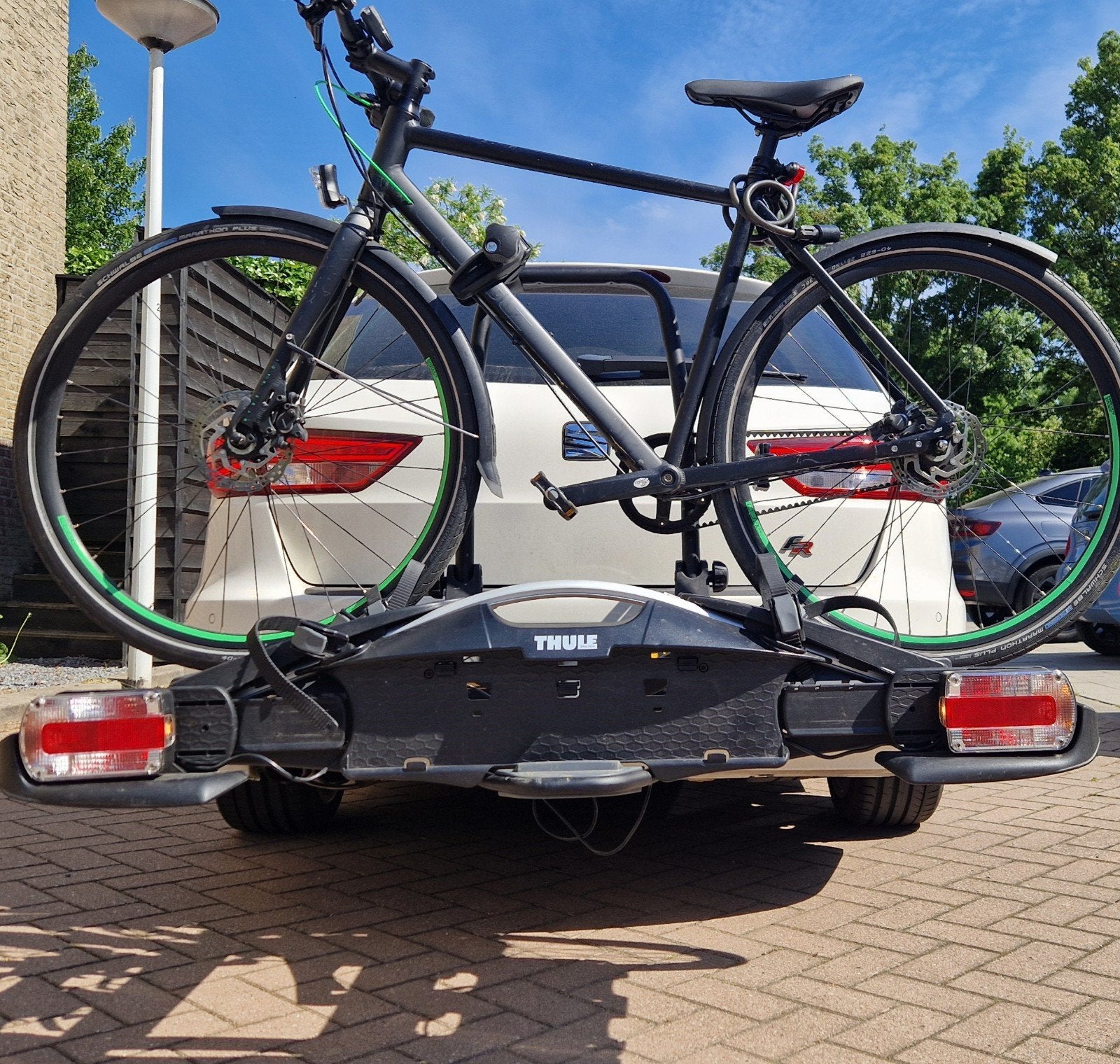 Te huur: Thule fietsendrager 3 fietsen, 3 fietsen of meer, Brede banden, Ophalen of Verzenden, Zo goed als nieuw