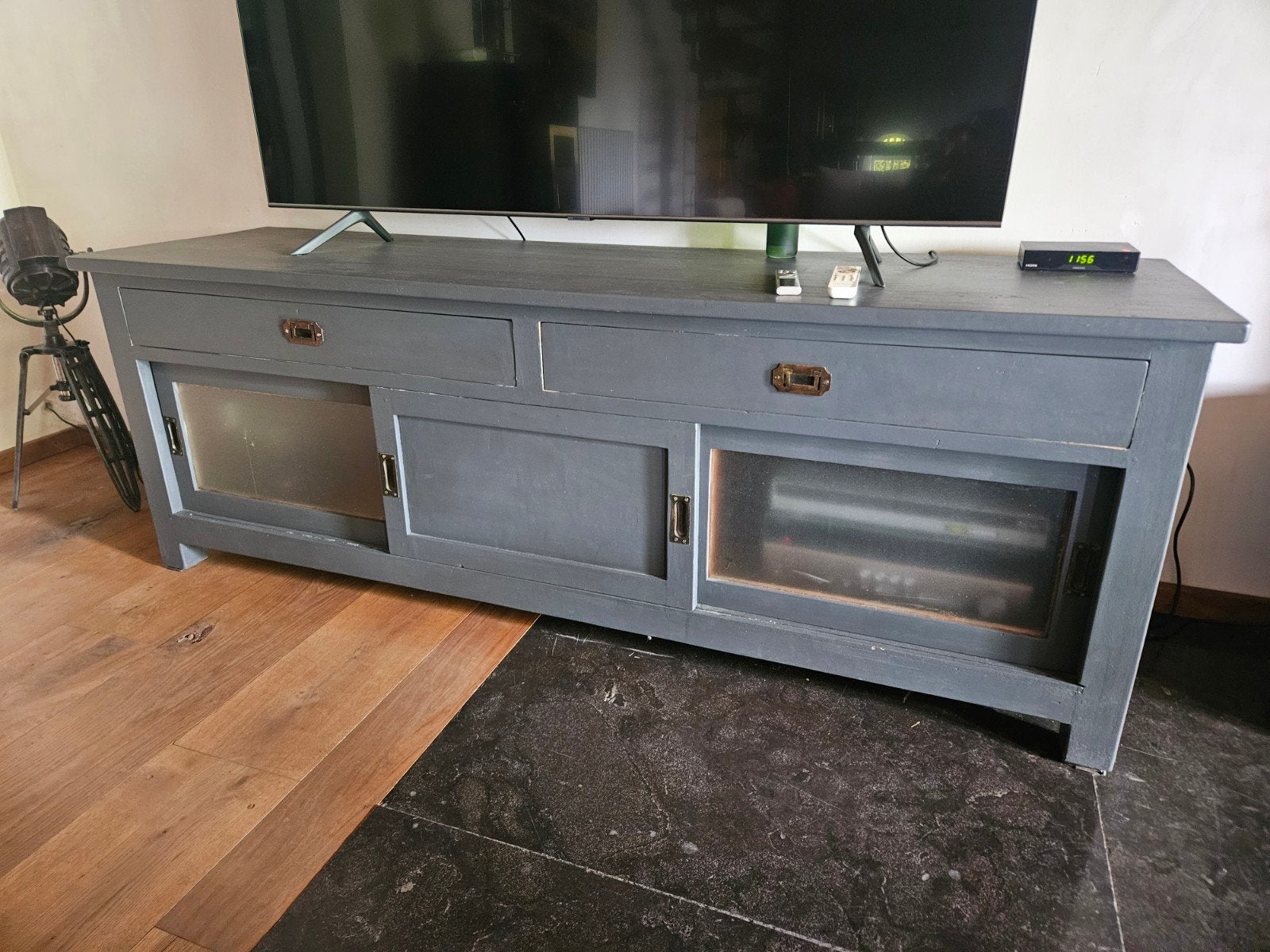Stevig, houten dressoir, Ophalen, Gebruikt, 50 tot 75 cm, 150 tot 200 cm