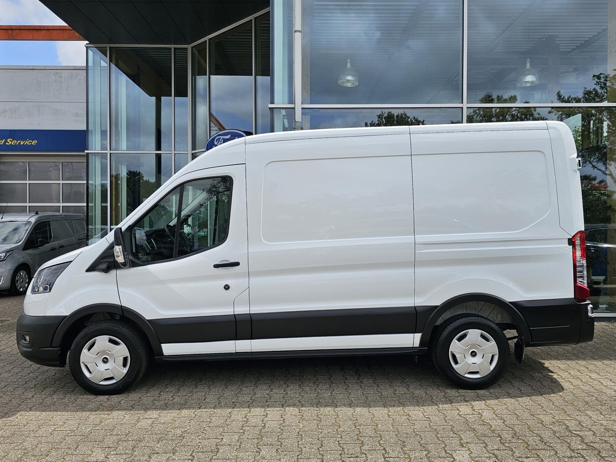Ford Transit 310 2.0 TDCI L2H2 Trend Achteruitrijcamera | Be, Auto's, Bestelauto's, Voorwielaandrijving, Stof, Euro 6, 4 cilinders