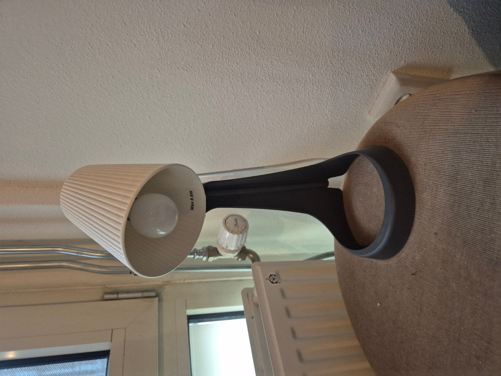 Wandlamp met geribbelde kap, Ophalen, Gebruikt, Metaal