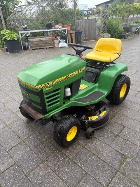 John Deere Zitmaaier STX 38 hydro, Tuin en Terras, Zitmaaiers, Gebruikt, 90 tot 120 cm, Elektrische starter, Mulchfunctie, Ophalen of Verzenden