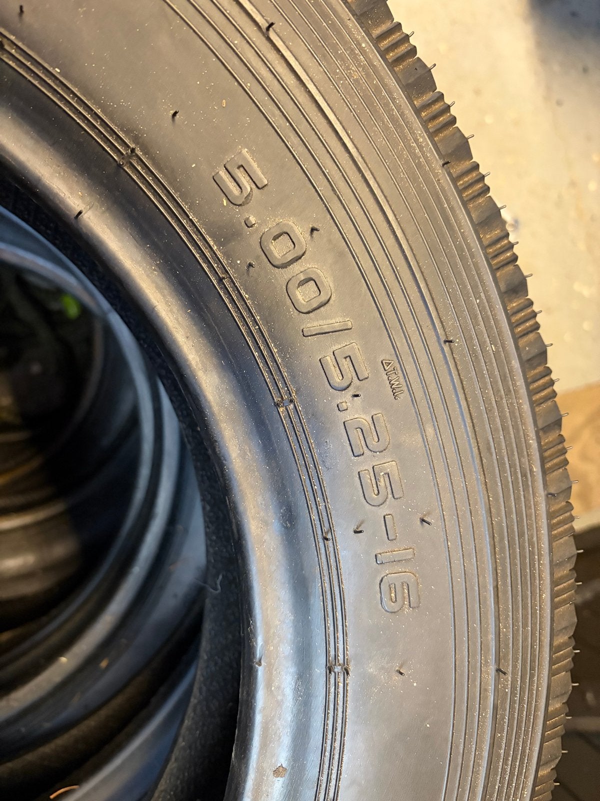 Roadmaster T/T Classic 5.00/5.25-16 banden, Ophalen, Gebruikt, 16 inch, Overige