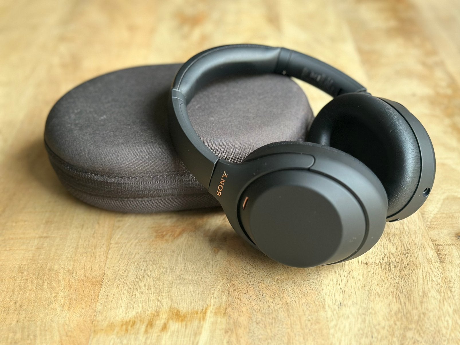 Koptelefoon Sony WH-1000XM4, als nieuw!