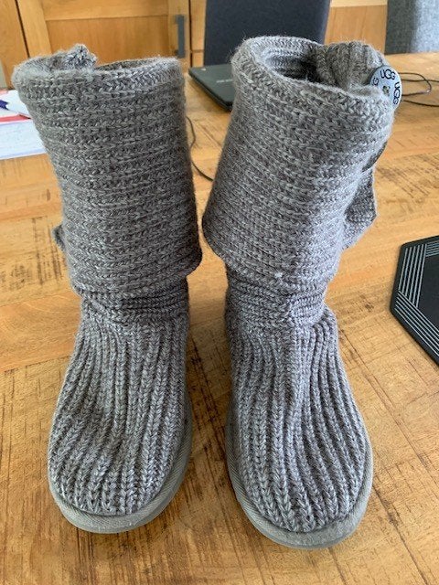 uggs, Ophalen, Bruin, Lage of Enkellaarzen, Gedragen