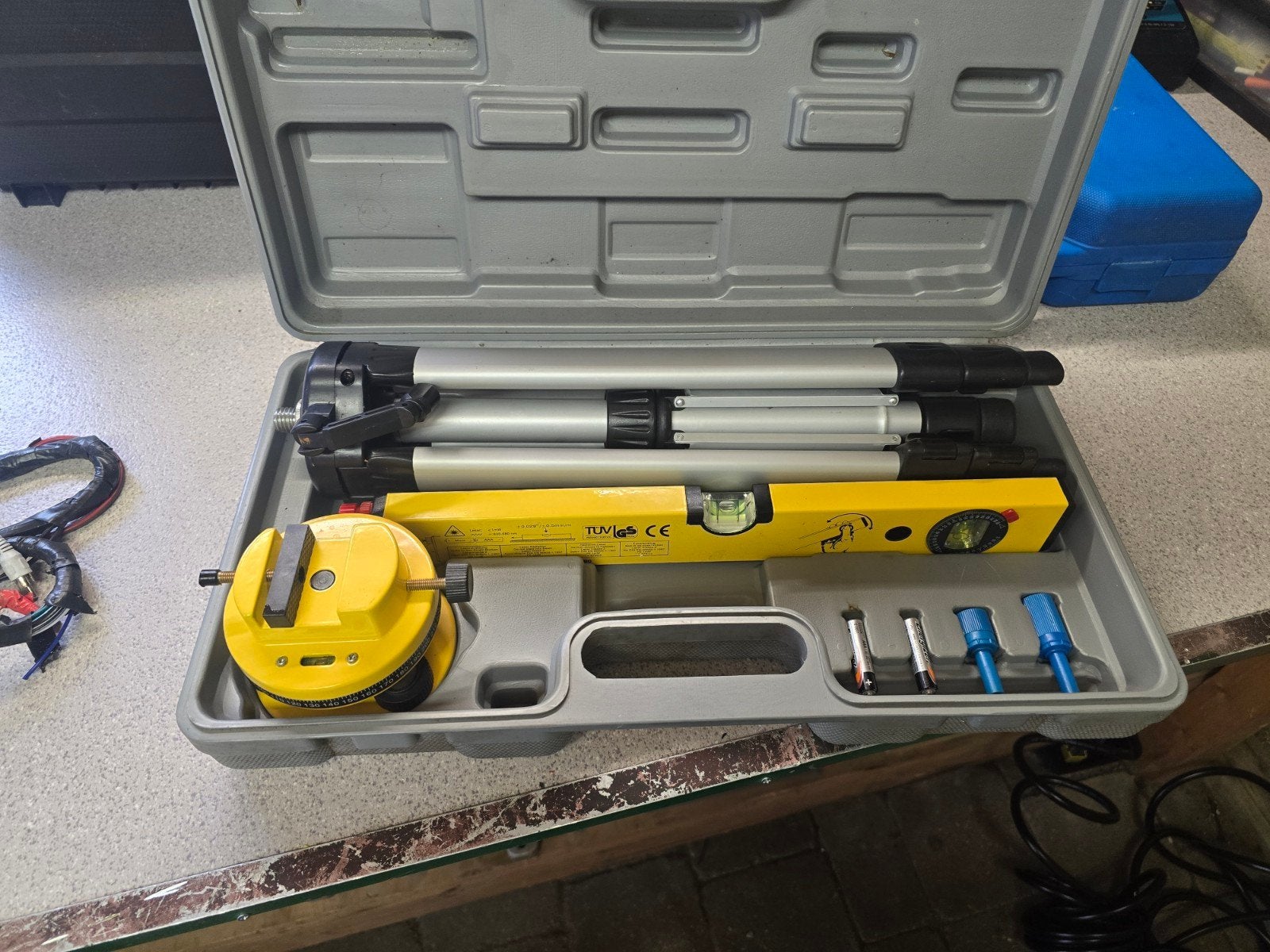 Laser set Compleet met statief en waterpas, Ophalen of Verzenden