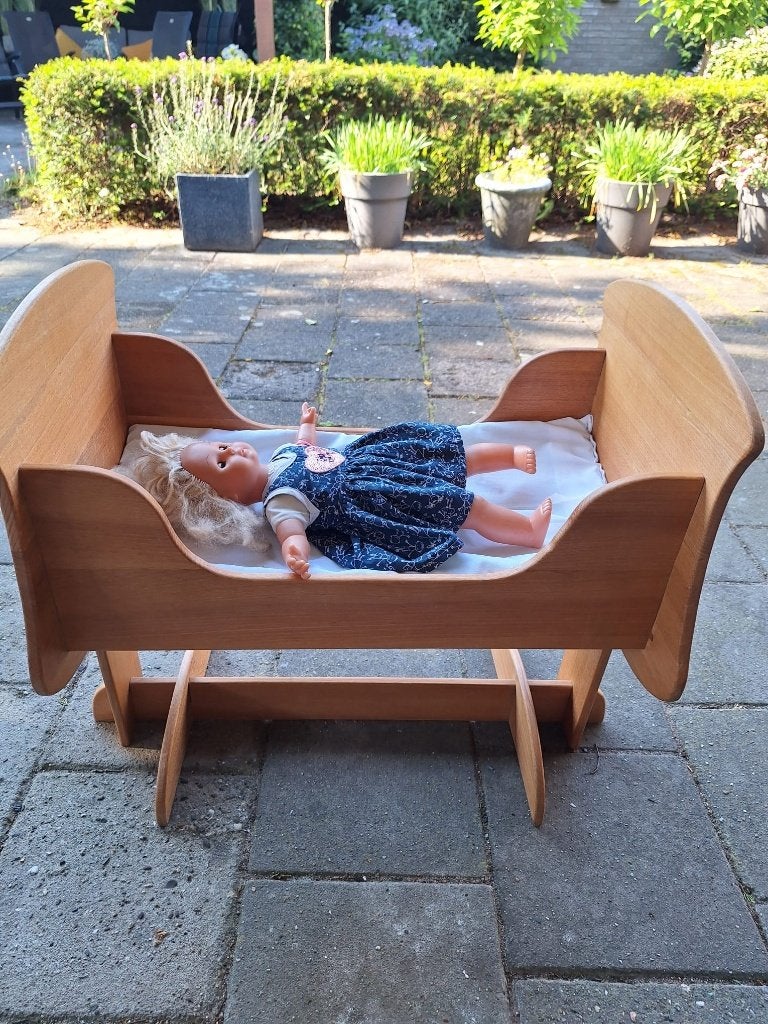 poppenbed, Kinderen en Baby's, Speelgoed | Poppen, Ophalen, Gebruikt, Overige typen