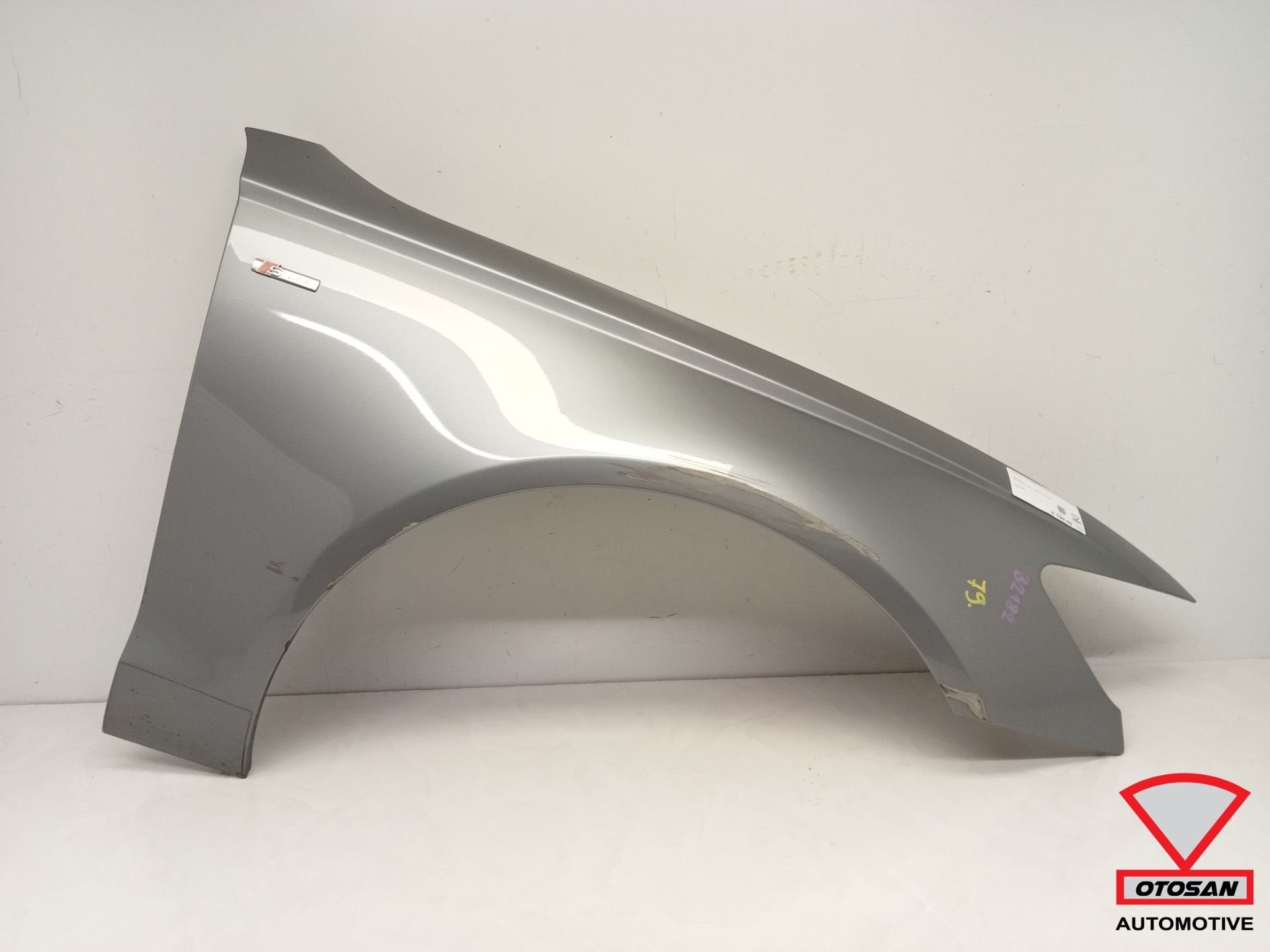 Audi A6 4G C7 Zijscherm Spatbord Rechts Voor Origineel!, Gebruikt, AUDI AG, Auto-Union-Strasse 1
85045  Ingolstadt, DE, Kundenbetreuung@audi.de