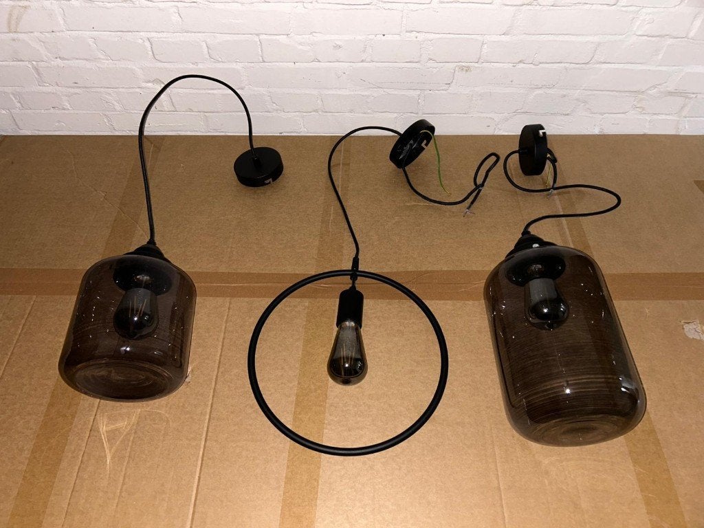 Set van 3 KARWEI hanglampen – rookglas en zwart metaal, Ophalen, Zo goed als nieuw, Glas