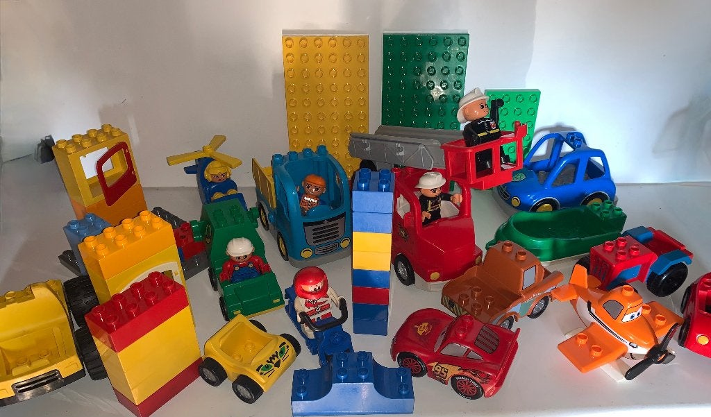 Duplo Brandweer auto , auto's vliegtuig motor blokken etc, Ophalen of Verzenden, Zo goed als nieuw, Losse stenen, Duplo