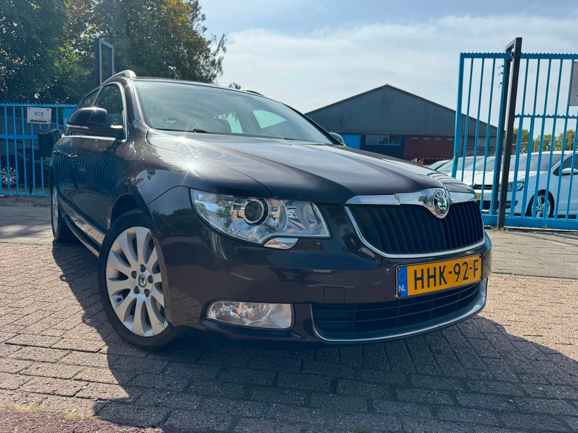 Skoda Superb Combi 1.8 TSI Active Clima Elek Pakket Navi Cru, Auto's, Voorwielaandrijving, Gebruikt, Zwart, 4 cilinders