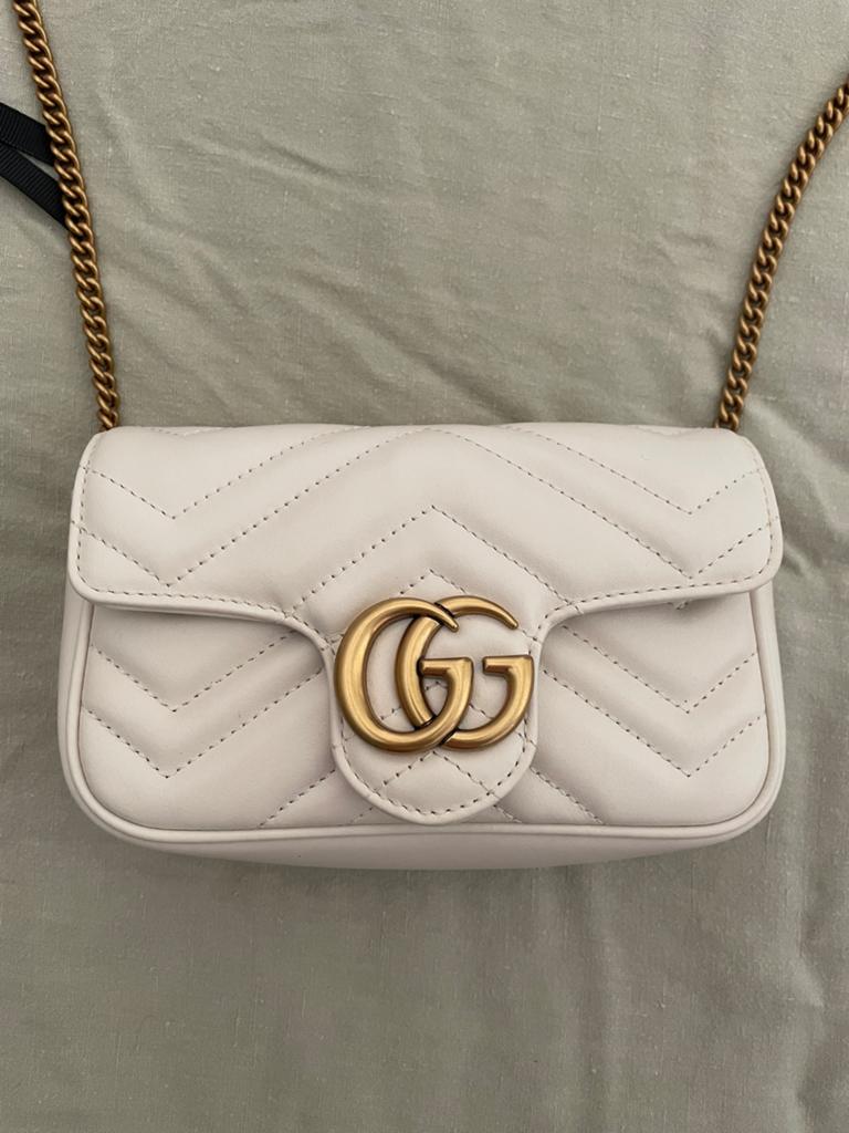 Gucci GG Marmont Super Mini Tasje Wit, Ophalen of Verzenden, Zo goed als nieuw, Wit, Schoudertasje