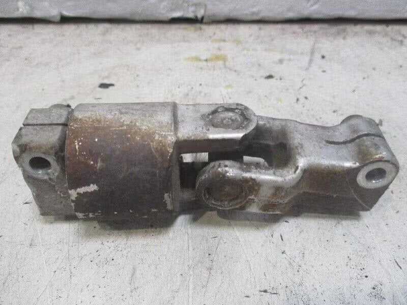 STUUR KRUISKOPPELING Volvo 940 II (01-1990/10-1998), Auto-onderdelen, Gebruikt, Info@volvocars.com, Ophalen of Verzenden, Volvo