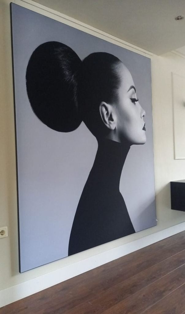 Woman with dot wisseldoek voor ArtFrame met aluminiumframe, Ophalen, Nieuw, 125 cm of meer, Schilderij