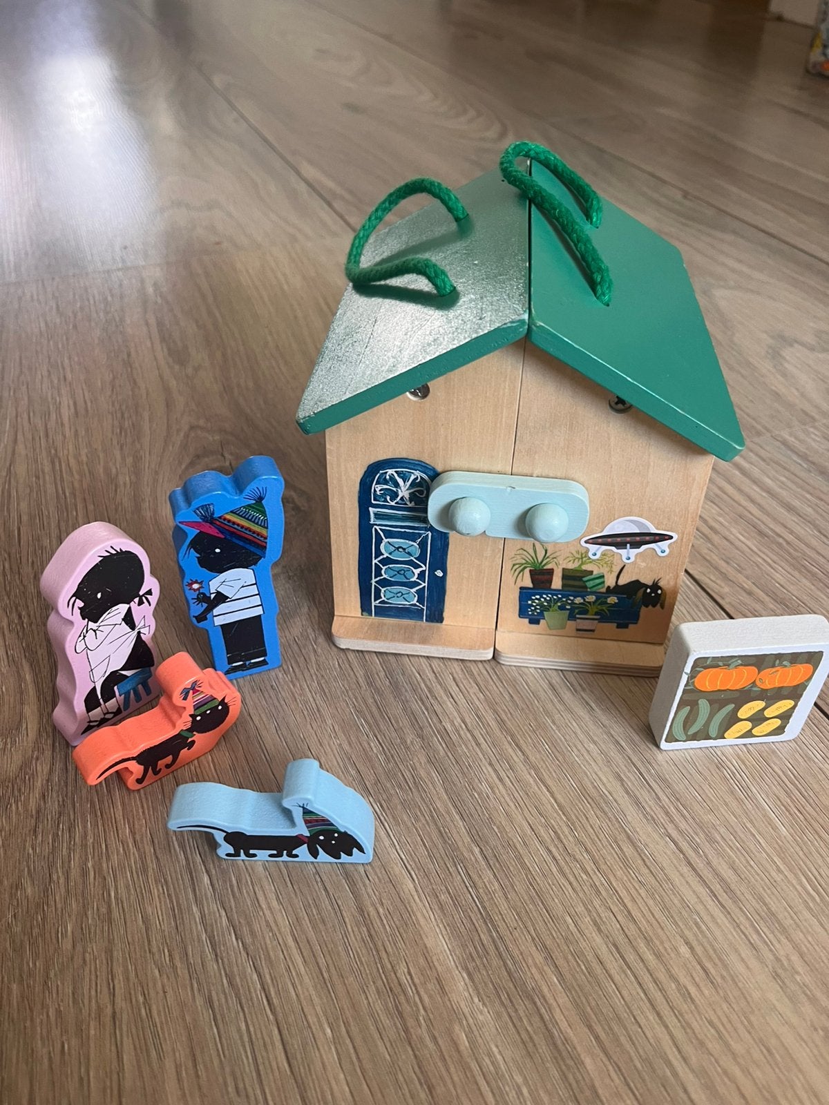 Houten meeneemhuisje Jip en Janneke met accessoires, Ophalen of Verzenden, Gebruikt, Overige typen