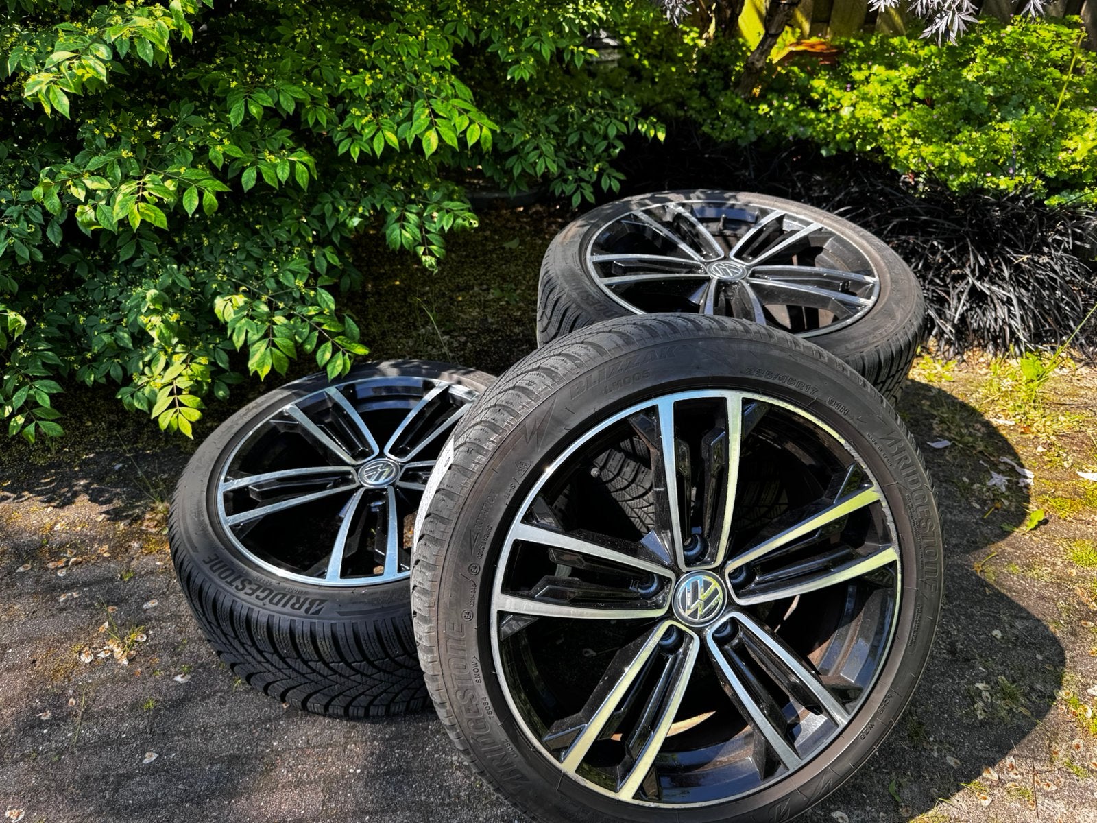 VW Golf 7 GTE 17” velgen +Bridgestone Blizzak winterbanden, Ophalen, Gebruikt, Banden en Velgen, 17 inch