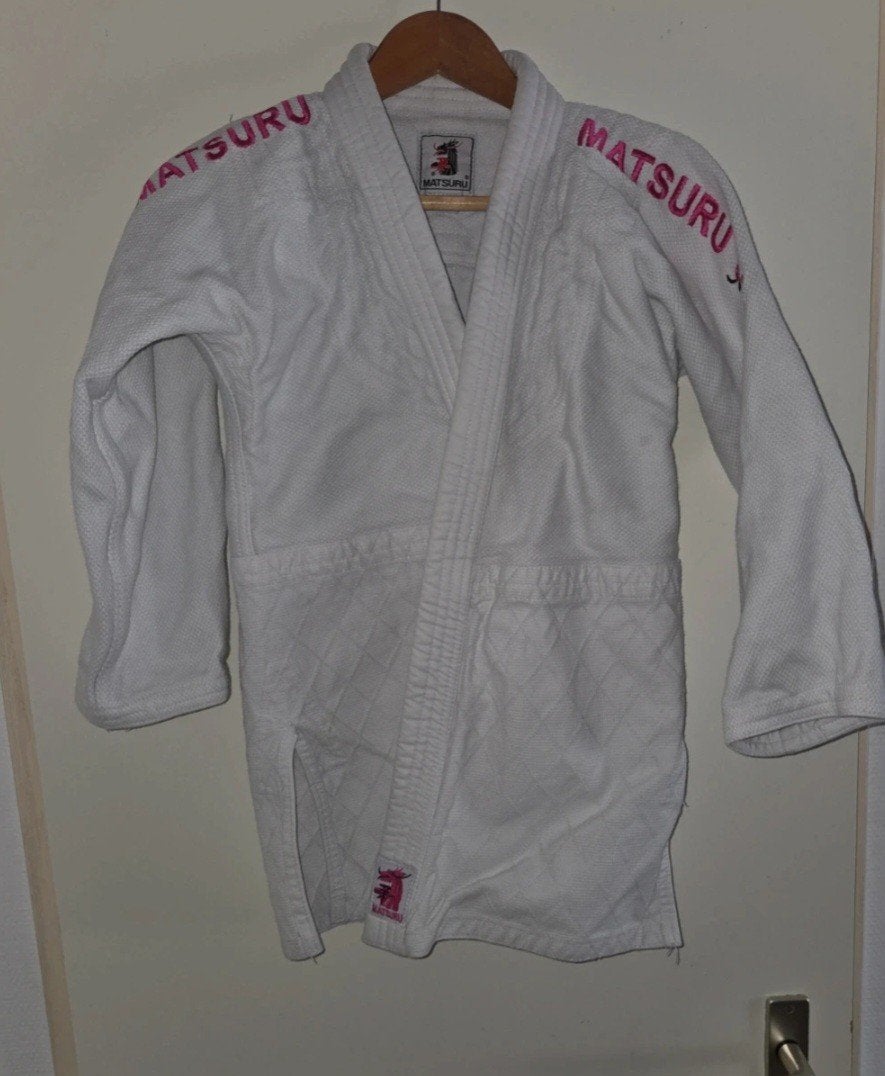 Matsuru Judo Jas Maat 150, Meisje, Ophalen of Verzenden, Zo goed als nieuw, Matsuru