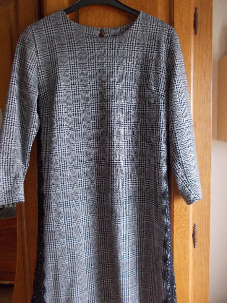 Jurk met zwart/grijze pied de poule ruitje, maat S., Kleding | Dames, Jurken, Ophalen, Zwart, Knielengte, Maat 36 (S)