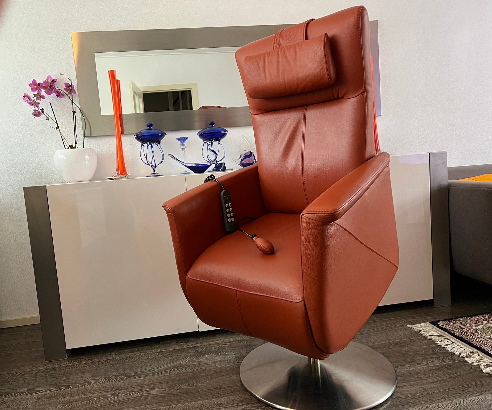 Prominent sta op stoel/sta op fauteuil op accu/fauteuil, Minder dan 75 cm, Leer, Ophalen of Verzenden, Zo goed als nieuw