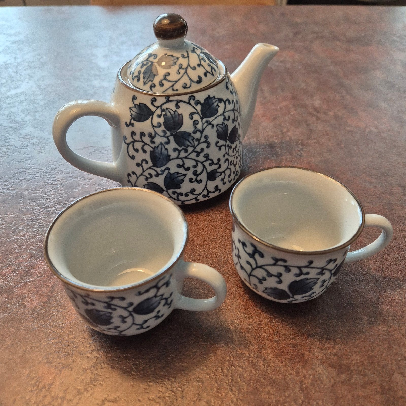 Riverdale blauw bloemmotief theepot met 2 kopjes - Zo goed, Aziatisch, Overige merken, Keramiek, Ophalen of Verzenden