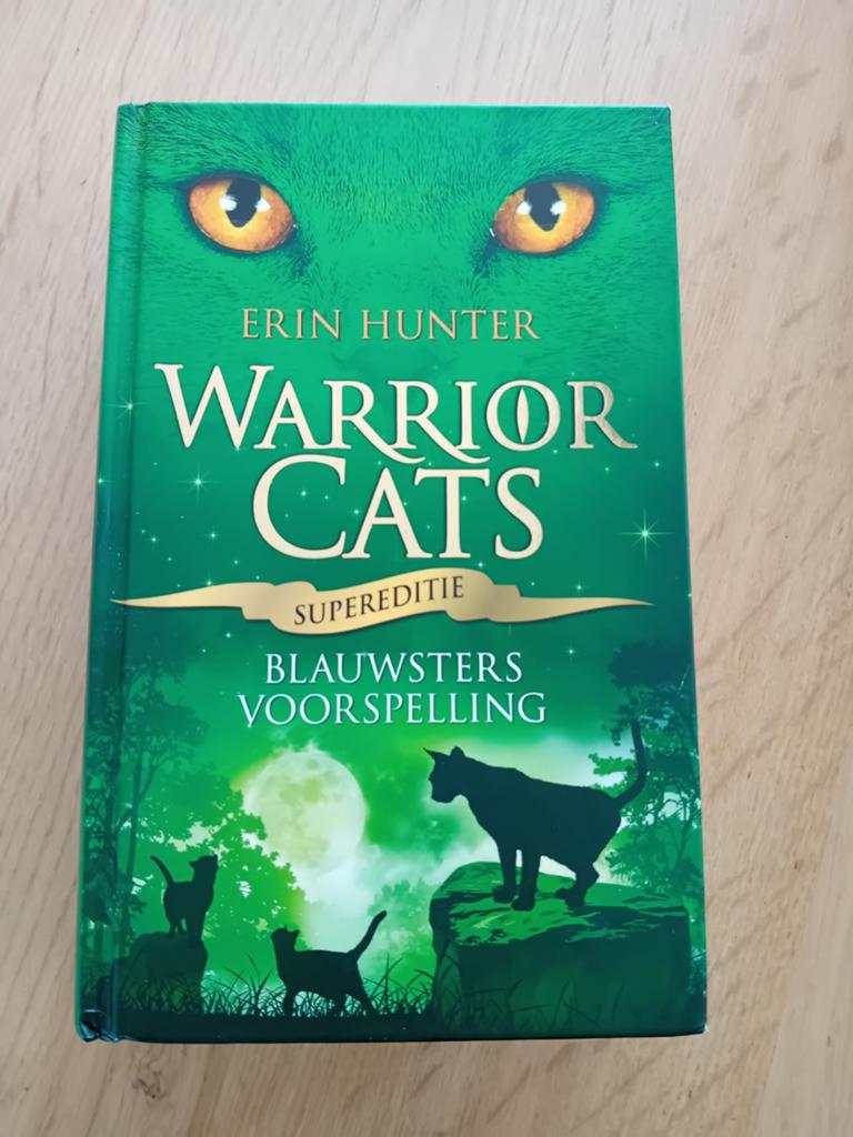 Warrior Cats Supereditie: Blauwsters Voorspelling, Ophalen of Verzenden, Zo goed als nieuw, Erin Hunter