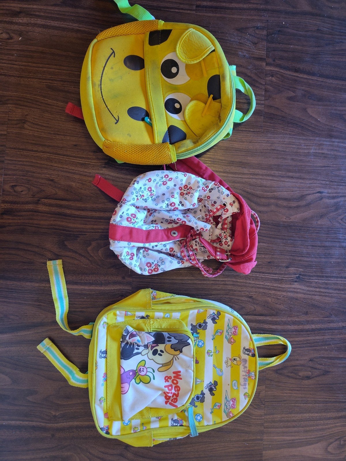 Gratis: 3 Peuter en kleuter kinder tassen, Ophalen, Gebruikt