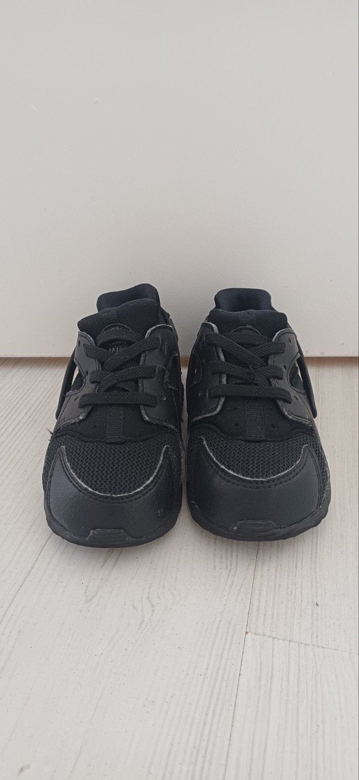 Nike Huarache maat 25, Ophalen, Zo goed als nieuw, Nike, Jongen of Meisje