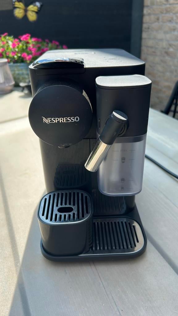DeLonghi Nespresso Lattissima One - Voor onderdelen/reparati, Witgoed en Apparatuur, Koffiezetapparaten, Gebruikt, Espresso apparaat